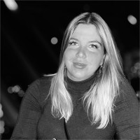Mandy Van Doorn