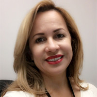 Lilian Rivera, Phr