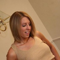 Elisia Monot