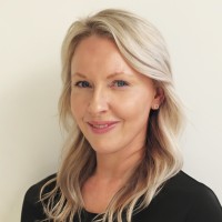 Alisa White