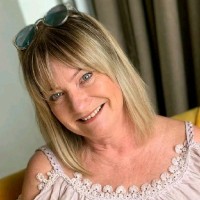 Kim Hughes