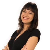 Paula Sarturi