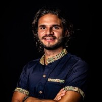 Enio A. Suasnávar Torres