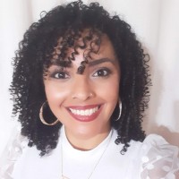 Ana Carolina Finzch