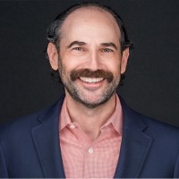 Scott Brody, Cae, Iom