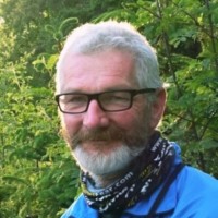 Simon Bowes