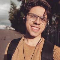 Alex Tavares