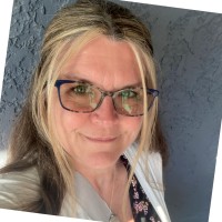 Christine Neuhaus