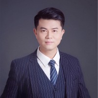 Raymond . Y . Xiong