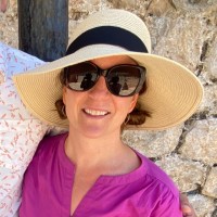 Sarah O'Neill Tunis