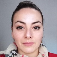 Cintia Estefanía B.