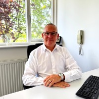 Vinny Riley FCILT, FIoD