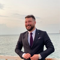 Emre Özbayraktar