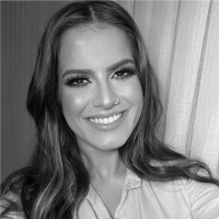 Ana Caroline Cipriani