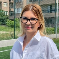 Laura ȘUTI ( Brojbă)