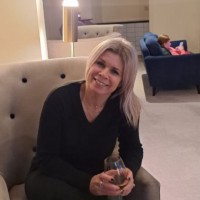 Claire Knill