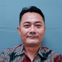 Suryono Suryono