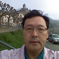 Chris (Chang Ha) Park