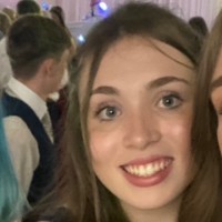 Chloe Tapper