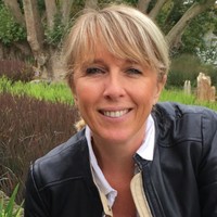 Nancy Meuron