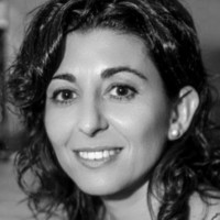 Helena Abril Lanzuela