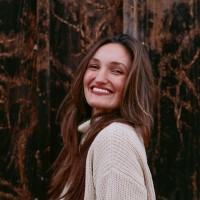 Chloe Davidson (Pinto)