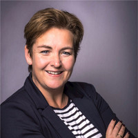 Esther Hoekstra
