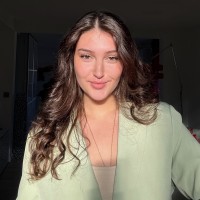 Inès Favre