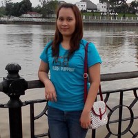 Angeline Holl