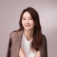 Esther Tang-Chi Chang