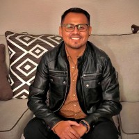 Daniel G Perez Solis
