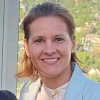 Paula Regina Tavares Vieira