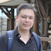Roberto M Wei Chen