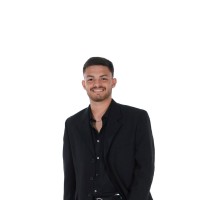 Luis Mena