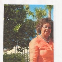 Bobbie Hall