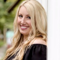 Jennifer Robertson