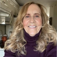 Maureen Comer
