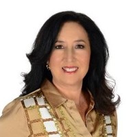 Renee J Ongaro