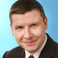 Dr. Patrick Theobald