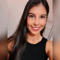 Lívia Pinatto