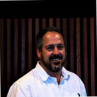 Michael Warren
