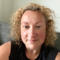 Tracy Lester