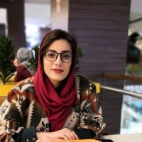 Behnaz Safarinia
