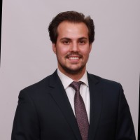 Maxwell D Farrara
