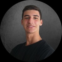 Enzo Esteves