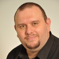 Alexander Faust