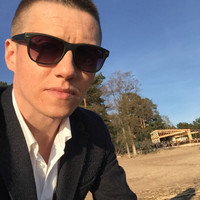 Денис Ермолаев