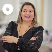 Luciane de Fátima Silva Paula