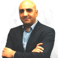 Arash Esfandyari