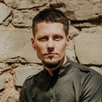 Agnis Leonovics